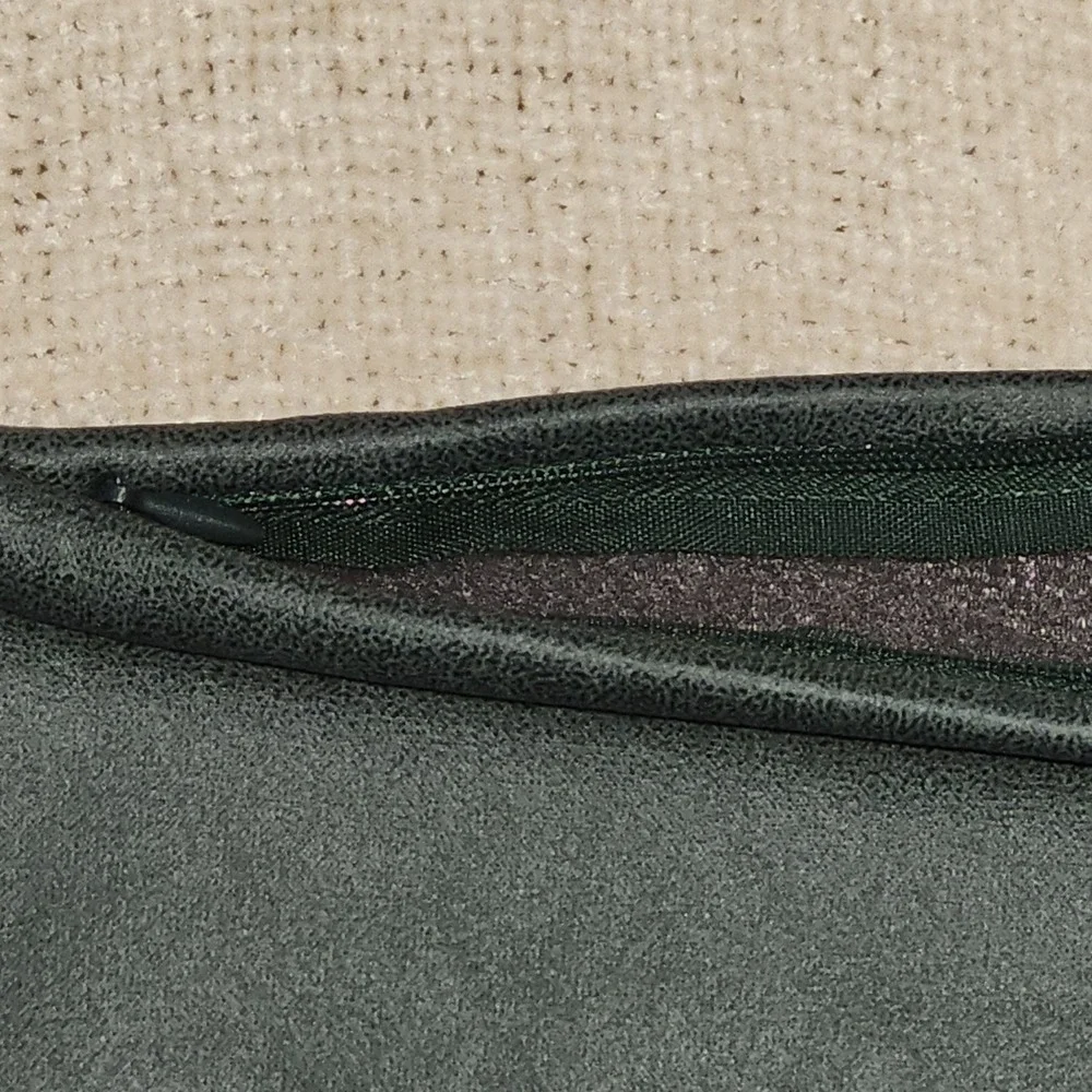 EUC Lot of 2 Quality Dark Hunter Green Faux Leather Like Decorative Pillowcases